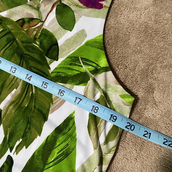 Women Tropical Dress MP Medium Petite Sleeveless Layered Green Flowers Dress - Picture 12 of 16